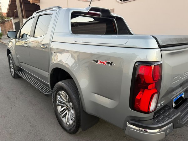 Foto 4 - Chevrolet S10 High Country 2.8 Turbo Diesel 4x4