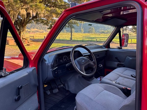 Foto 4 - Ford F4000 3.9 Turbo Diesel
