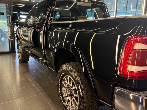 Foto 9 - RAM 3500 Longhorn Limited 6.7 Turbo Diesel 4x4