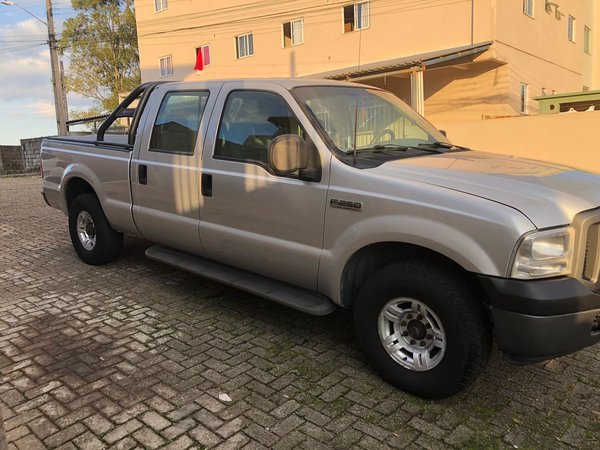 Foto 2 - Ford F250 XLT 3.9 Turbo Diesel