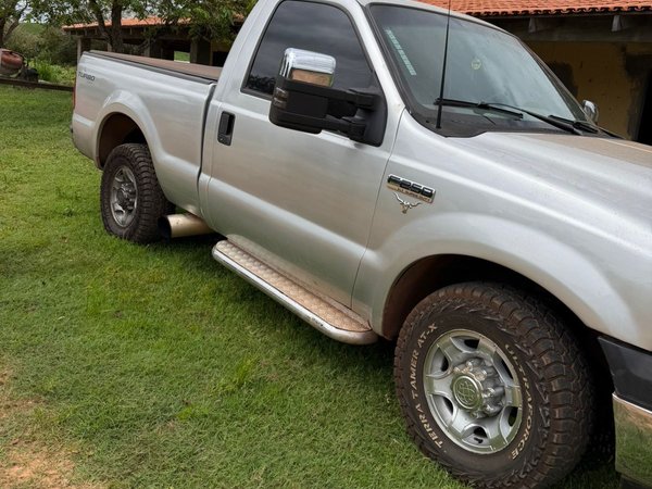 Foto 3 - Ford F250 XLT 4.2 Turbo Diesel 4x2