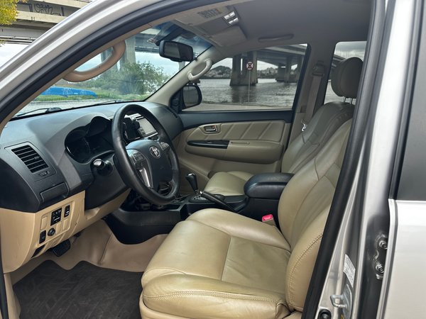 Foto 6 - Toyota Hilux SW4 SRV 3.0 Turbo Diesel 4x4