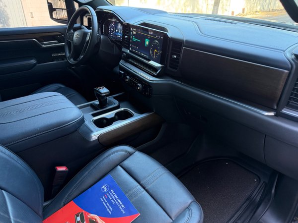 Foto 7 - Chevrolet Silverado 1500 High Country 5.3 V8 Gasolina 4x4