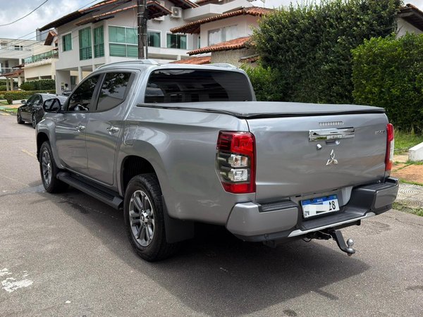 Foto 4 - Mitsubishi L200 Triton Sport HPE-S 2.4 Turbo Diesel 4x4