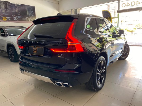 Foto 5 - Volvo XC60 D5 Momentum 2.0 Diesel AWD