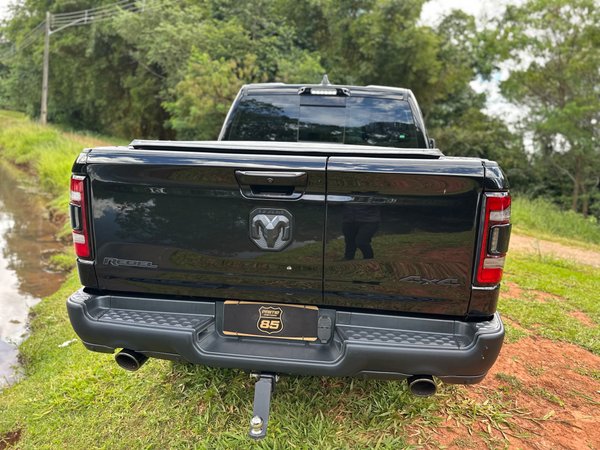 Foto 5 - RAM 1500 Rebel 5.7 V8 Gasolina 4x4