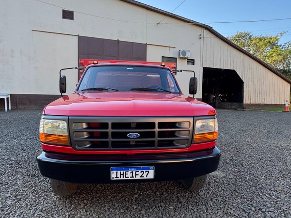 Foto 2 - Ford F4000 3.9 Turbo Diesel