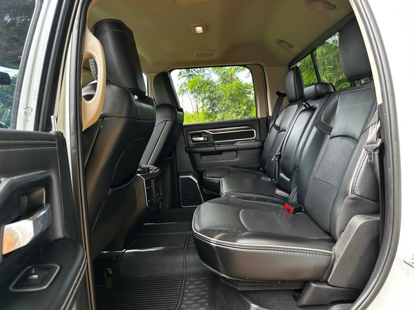 Foto 10 - RAM 2500 Laramie 6.7 Turbo Diesel 4x4