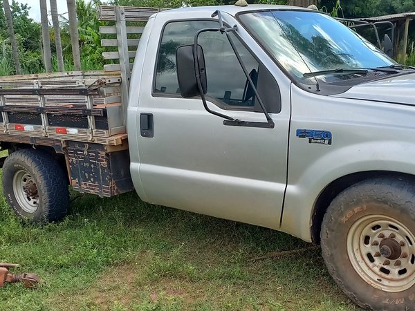 Foto 4 - Ford F350 3.9 Turbo Diesel C.S