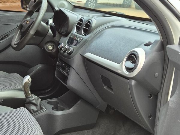 Foto 9 - Chevrolet Montana LS 1.4