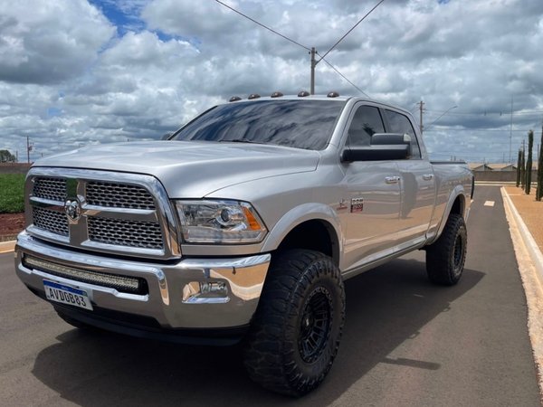 Foto 2 - RAM 2500 Laramie 6.7 Turbo Diesel 4x4