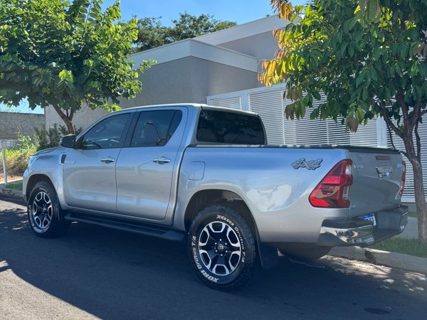 Foto 3 - Toyota Hilux SRV 2.8 Turbo Diesel 4x4