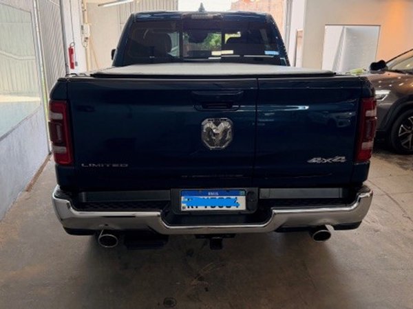 Foto 4 - RAM 1500 Limited 5.7 V8 Gasolina 4x4