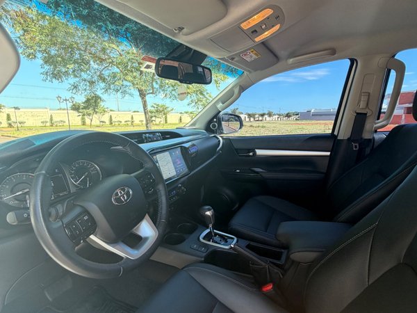 Foto 7 - Toyota Hilux SRX Plus 2.8 Turbo Diesel 4x4