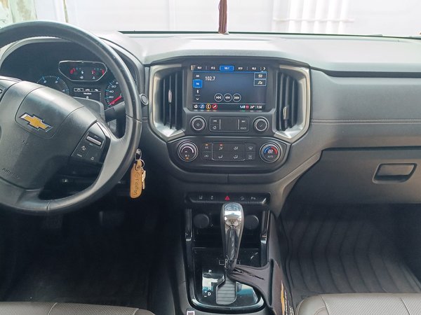 Foto 4 - Chevrolet S10 High Country 2.8 Turbo Diesel 4x4