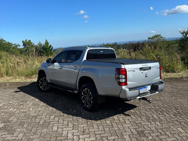 Foto 4 - Mitsubishi L200 Triton Sport HPE-S 2.4 Turbo Diesel 4x4