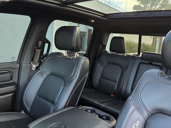 Foto 7 - RAM 1500 Rebel 5.7 V8 Gasolina 4x4