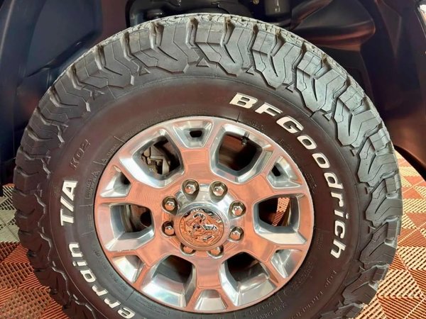 Foto 8 - RAM 3500 Laramie 6.7 Turbo Diesel 4x4