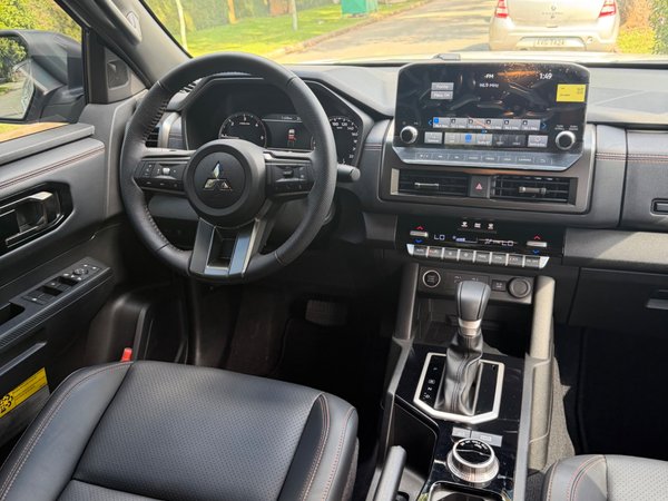 Foto 8 - Mitsubishi Triton Katana 2.4 Bi-Turbo Diesel 4x4