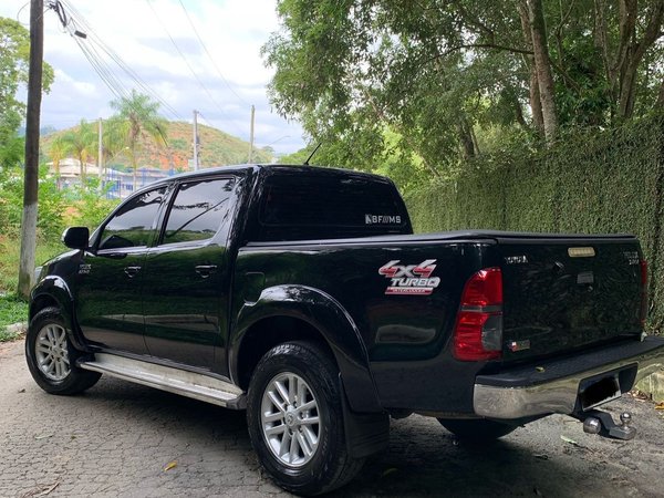 Foto 2 - Toyota Hilux SRV Top 3.0 Turbo Diesel 4x4
