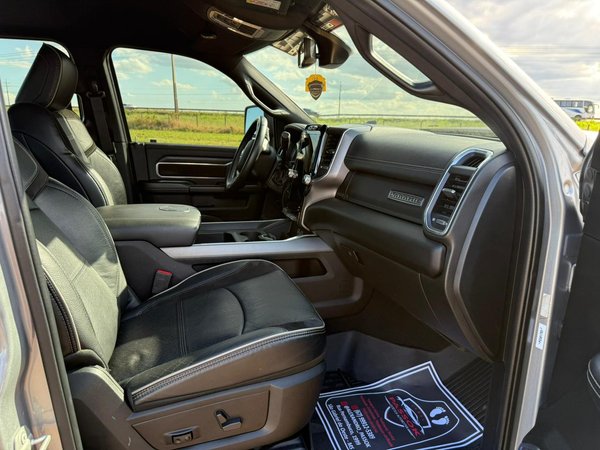 Foto 4 - RAM 2500 Laramie Night Edition 6.7 Turbo Diesel 4x4