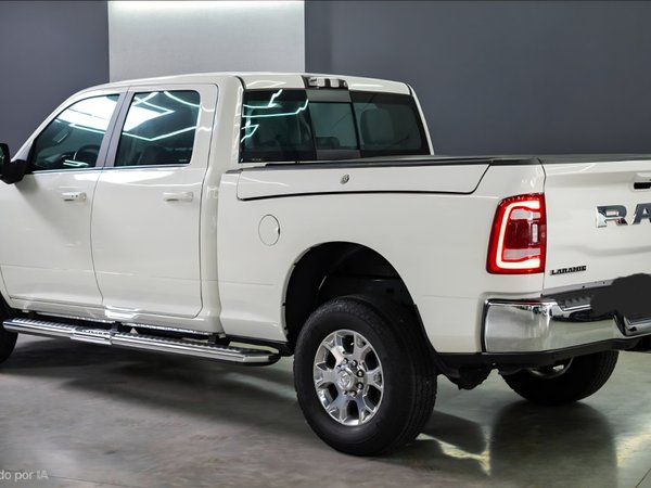 Foto 4 - RAM 2500 Laramie Rodeo 6.7 Turbo Diesel 4x4