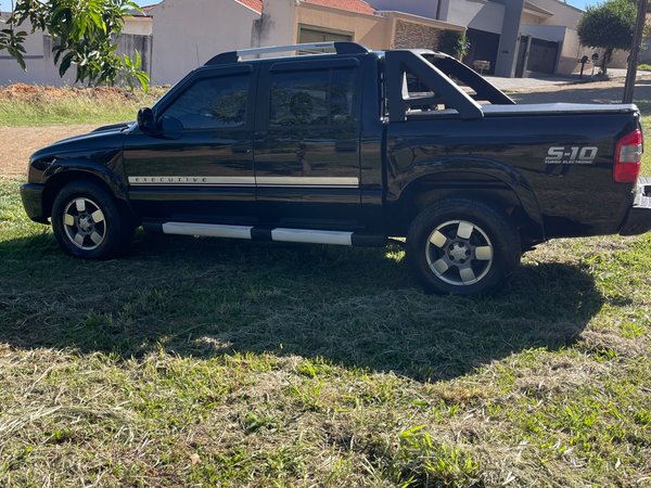 Foto 3 - Chevrolet S10 Executive 2.8 Turbo Diesel 4x2