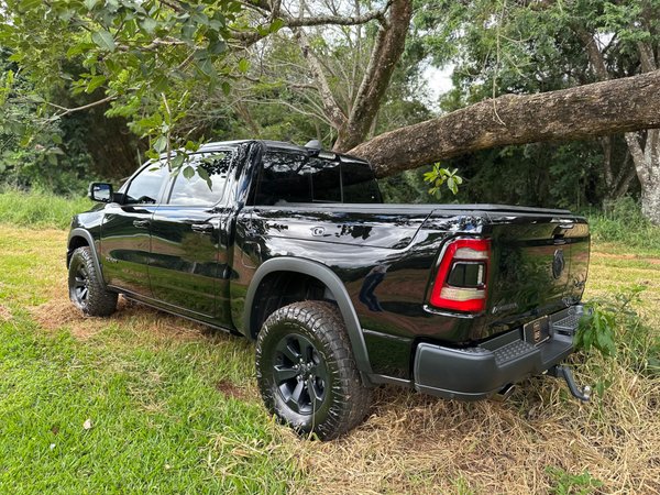 Foto 3 - RAM 1500 Rebel 5.7 V8 Gasolina 4x4