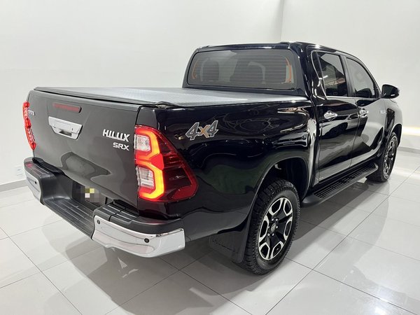 Foto 3 - Toyota Hilux SRX 2.8 Turbo Diesel 4x4