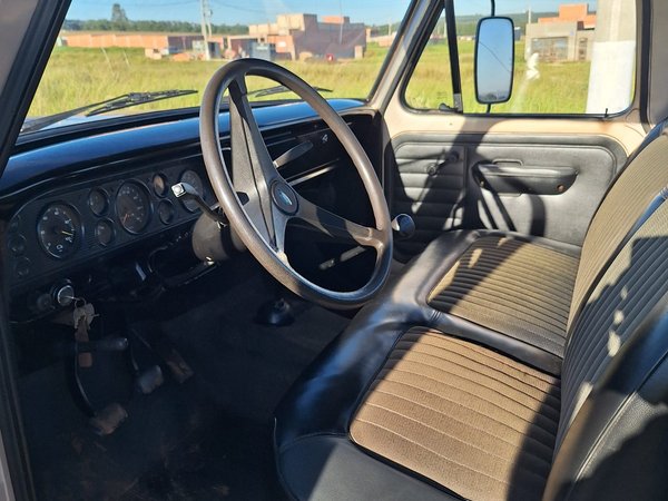 Foto 6 - Ford F4000 3.9 Turbo Diesel