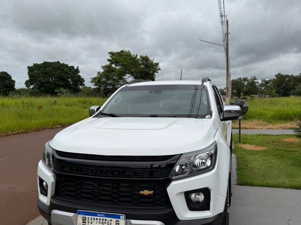 Foto 2 - Chevrolet S10 High Country 2.8 Turbo Diesel 4x4