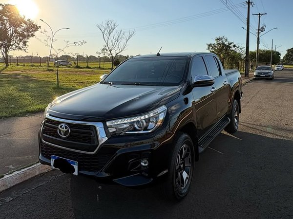 Toyota Hilux SRX 2.8 Turbo Diesel 4x4