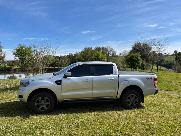 Foto 3 - Ford Ranger XLS 2.2 Turbo Diesel 4x4