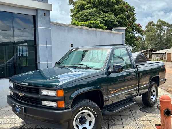 Foto 1 - Chevrolet Silverado Std. 4.2TD 18v
