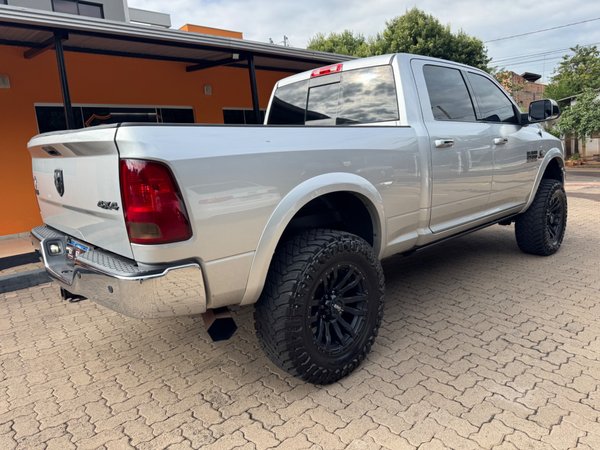 Foto 5 - RAM 2500 Laramie 6.7 Turbo Diesel 4x4