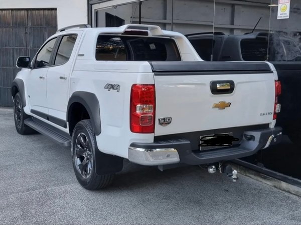 Foto 5 - Chevrolet S10 High Country 2.8 Turbo Diesel 4x4