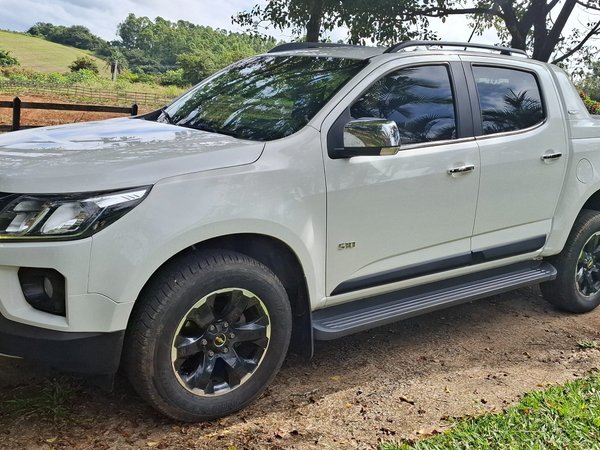 Foto 1 - Chevrolet S10 High Country 2.8 Turbo Diesel 4x4