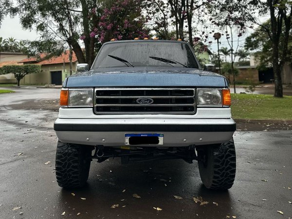 Ford F1000