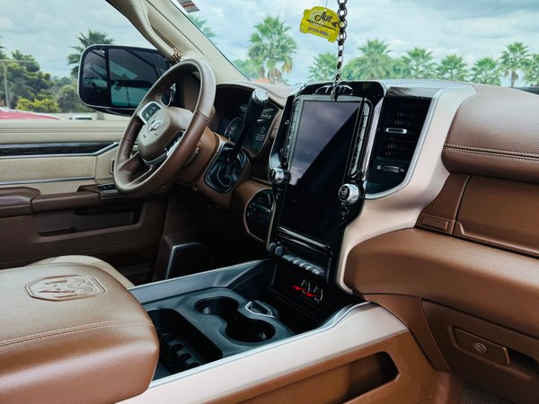 Foto 5 - RAM 2500 Laramie 6.7 Turbo Diesel 4x4