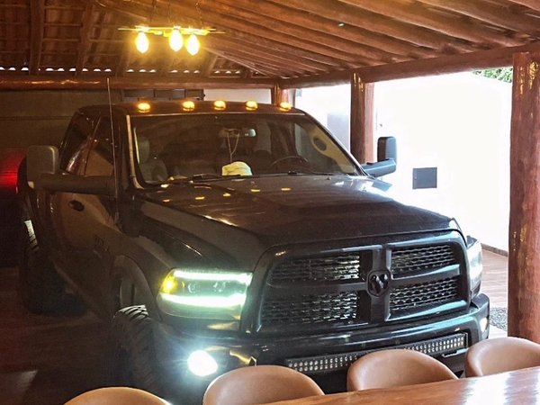 Foto 8 - RAM 2500 Laramie 6.7 Turbo Diesel 4x4