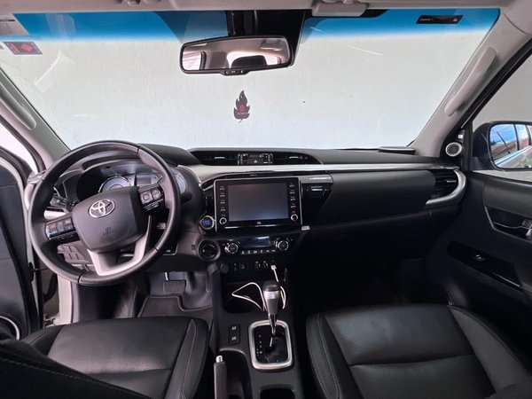 Foto 5 - Toyota Hilux SRX 2.8 Turbo Diesel 4x4