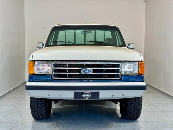 Foto 2 - Ford F1000 Super 3.9 Diesel C.S