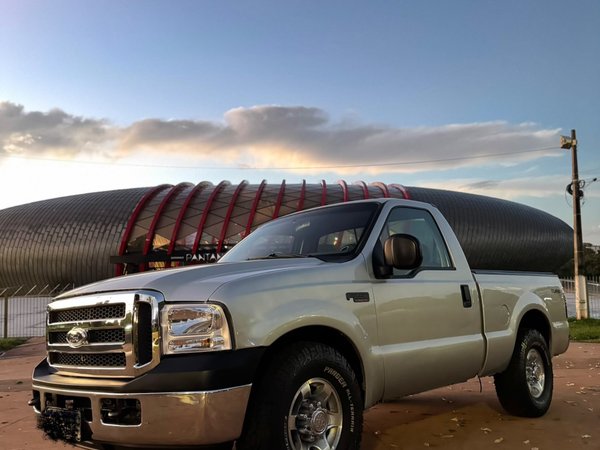 Foto 2 - Ford F250 XLT 4.2 Turbo Diesel 4x2