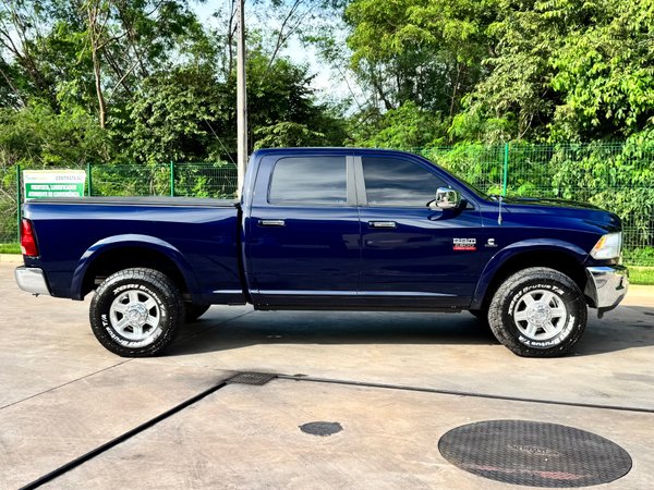Foto 2 - RAM 2500 Laramie 6.7 Turbo Diesel 4x4