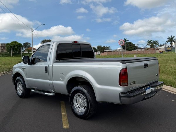 Foto 5 - Ford F250 XLT 3.9 Turbo Diesel