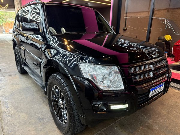 Foto 1 - Mitsubishi Pajero Full HPE 3.2TDi 16v 4x4