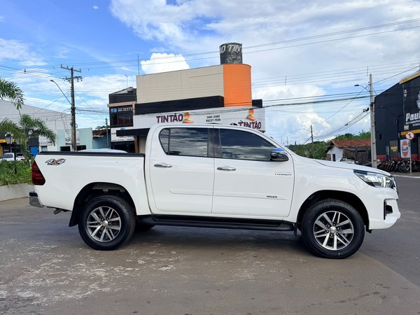 Foto 5 - Toyota Hilux SRV 2.8 Turbo Diesel 4x4