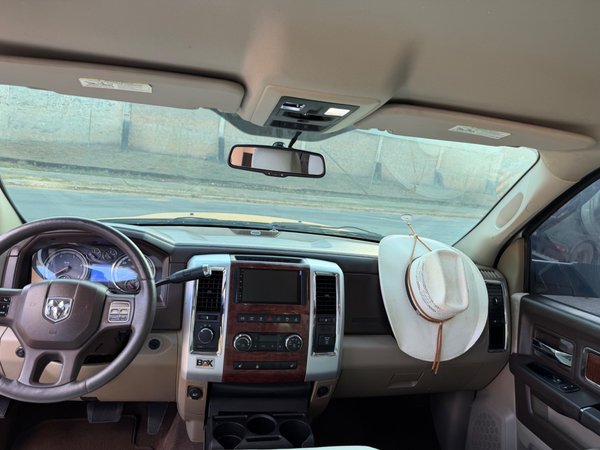 Foto 8 - RAM 2500 Laramie 6.7 Turbo Diesel 4x4
