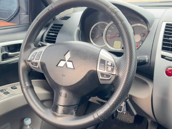 Foto 6 - Mitsubishi Pajero Dakar HPE 3.2TDi 16v 4x4