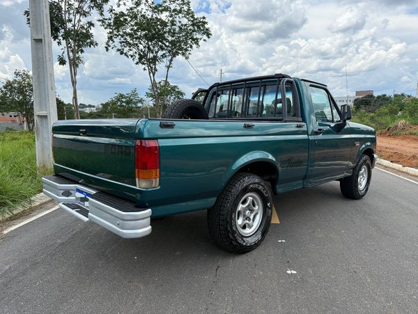 Foto 4 - Ford F1000 XL 4.3 Turbo Diesel 4x2 C.S